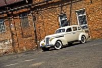 1937 Buick Special Sedan 40